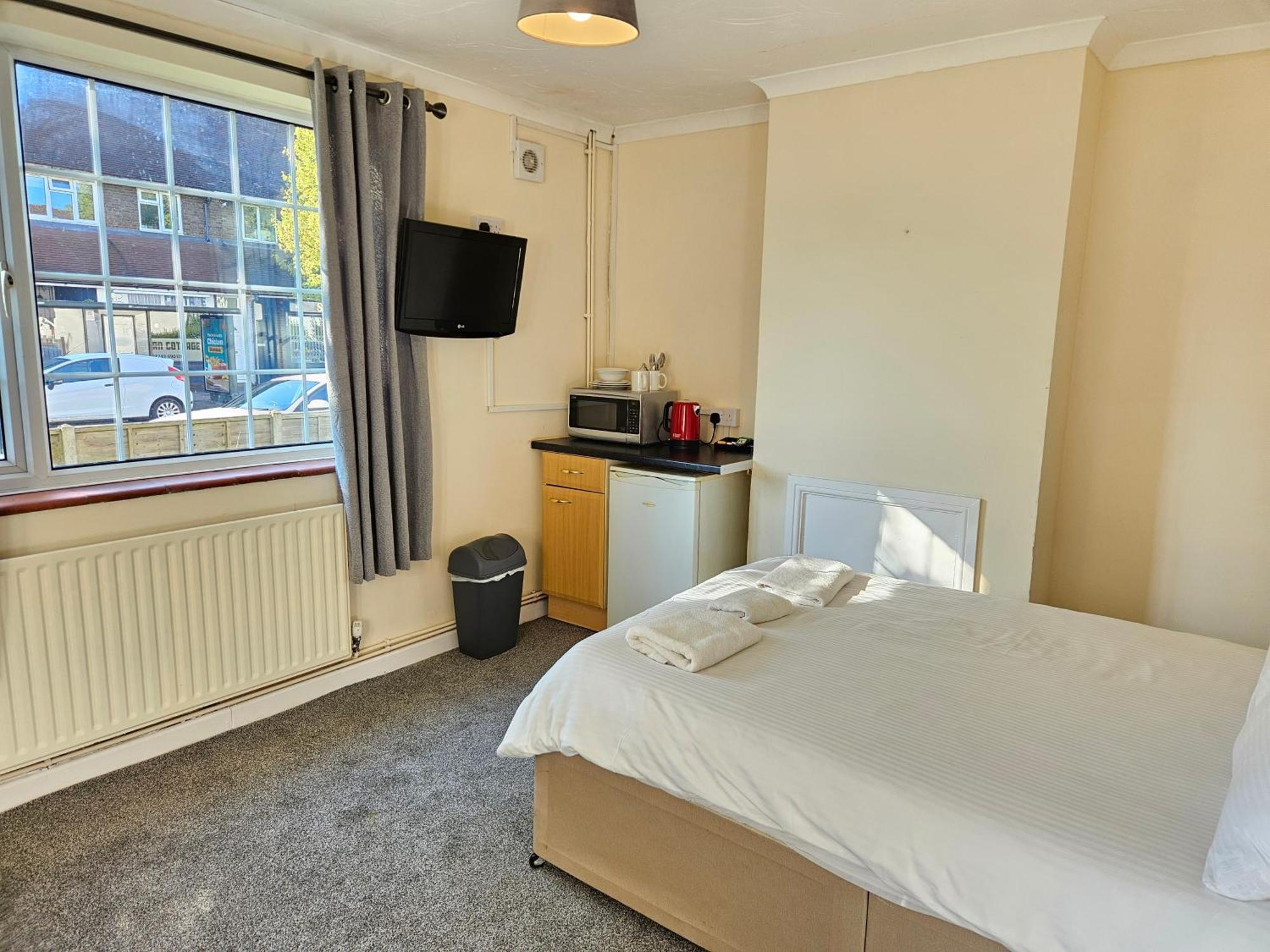 Central Studios 87 Tennyson Road Cheltenham Eksteriør billede